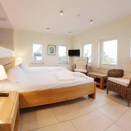 Strandvillen - Mit Meerblick, 2 Schlafzimmern Und Balkon Sv-768 *