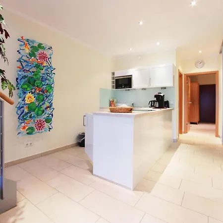 Strandvillen - Mit Meerblick, 2 Schlafzimmern Und Balkon Sv-768 *